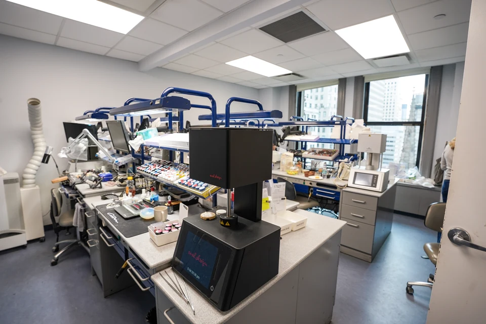 On-site dental laboratory