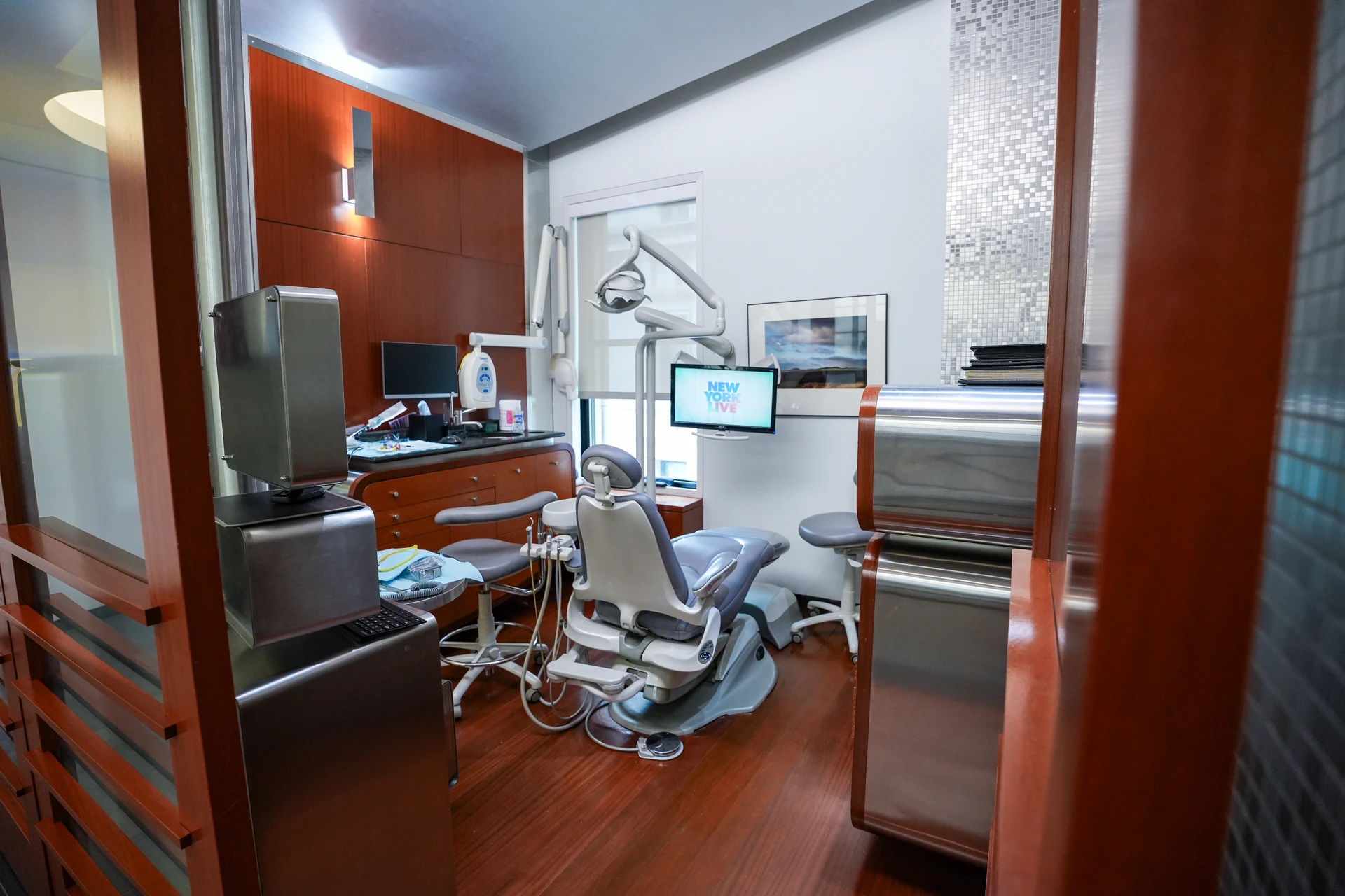 Dental treatment room